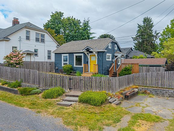 2nd image of 3731 Hoyt Ave