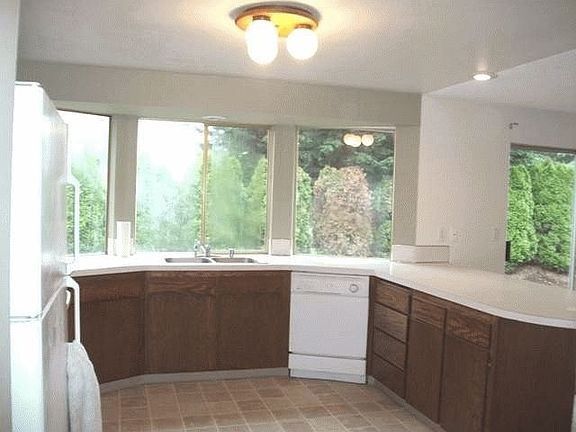 3rd image of 316 106th St S
