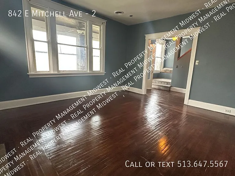 842 E Mitchell Ave #2 — Photo 2