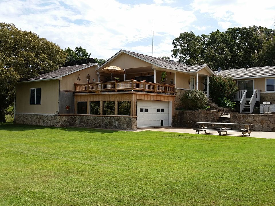 1st image of 30 Eagle Dr