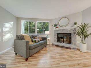 8487 Lazy Creek Ct, Springfield, VA 22153