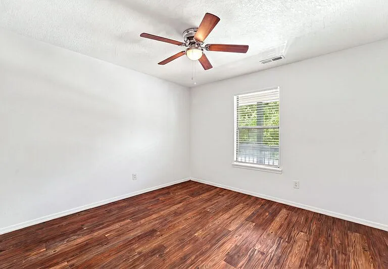 2764 N Barcelona Ave — Photo 13