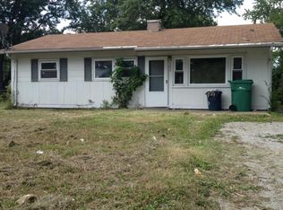123 Saint James Ln, Cahokia, IL 62206