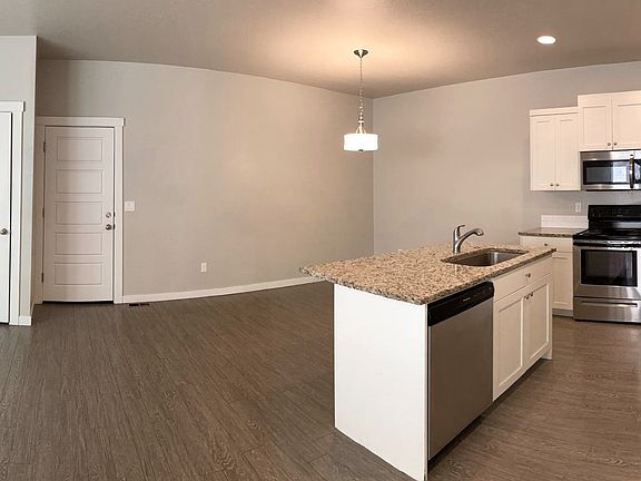 5th image of 2119 Ison Ct #102