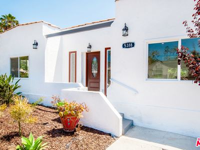 5318 Hillcrest Dr, Los Angeles, CA, 90043