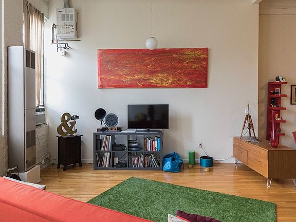 5th image of 261 Lexington Ave APT B4