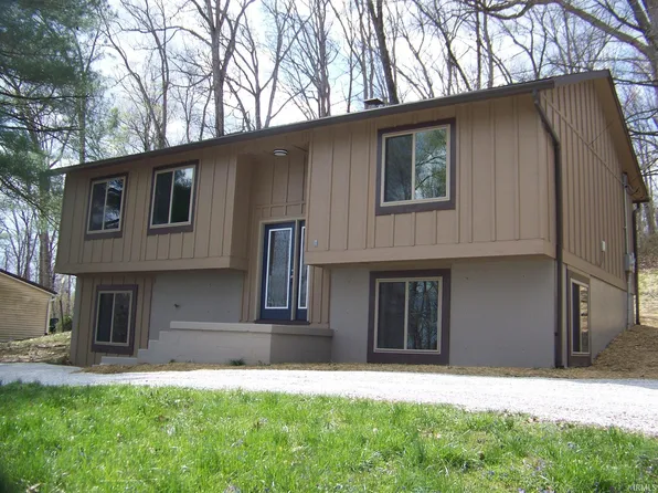 1075 N Cook St, Paoli, IN 47454