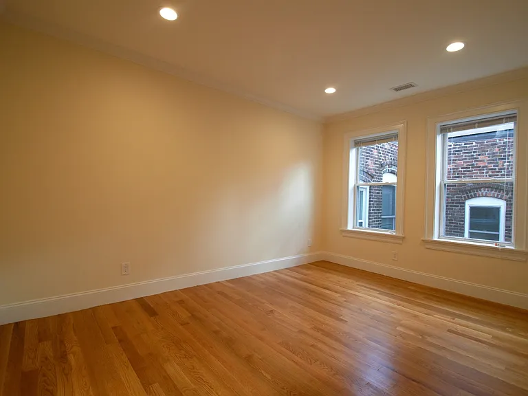 74 Browne St #1 — Photo 7