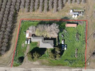 449 Center Rd, Vernalis, CA 95385