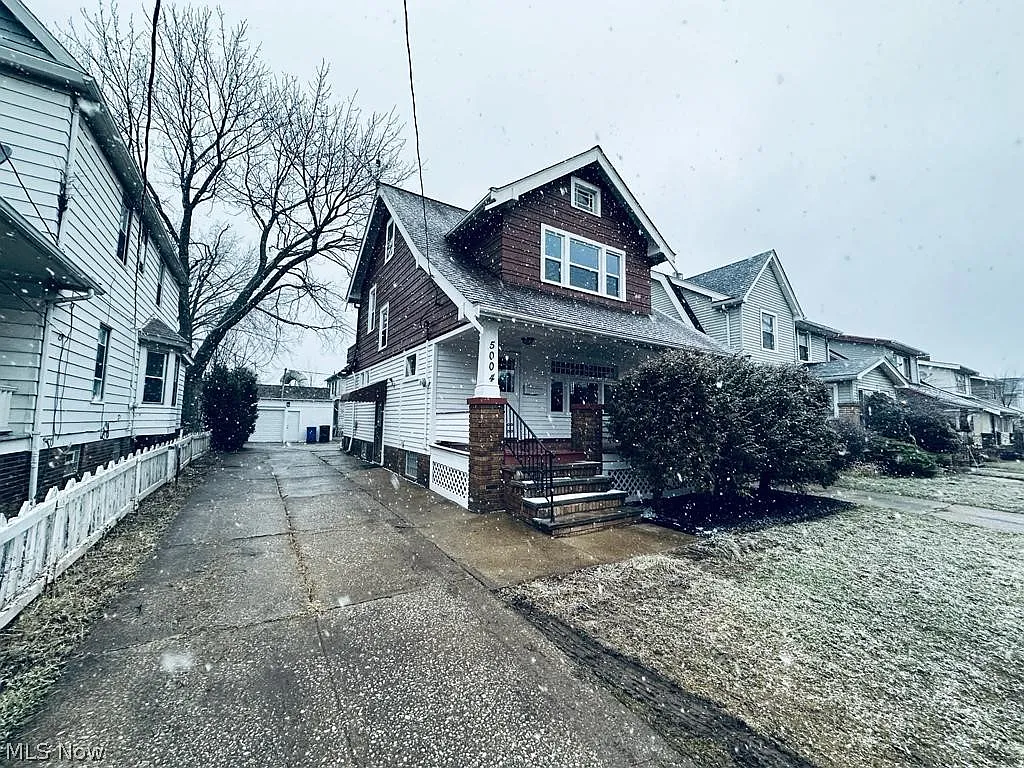 5004 Burger Ave photo 1