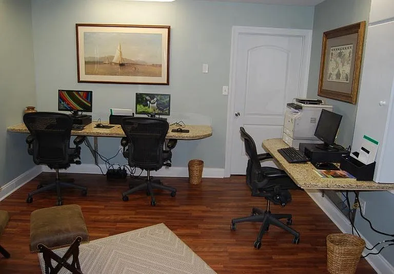 Argyle Place Apartment Homes — Photo 11
