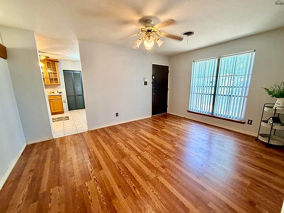 4th image of 5011 Kingston Dr