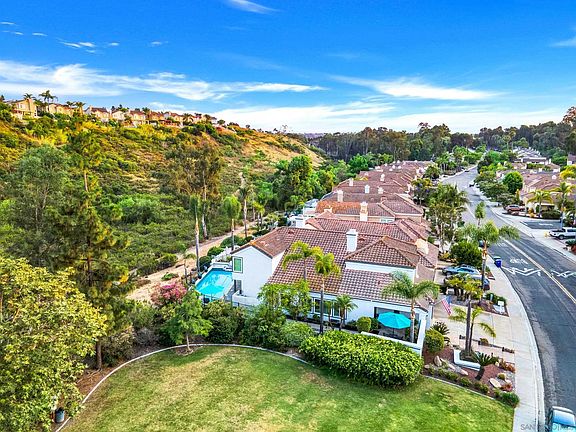 3rd image of 10921 Portobelo Dr