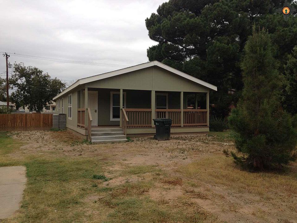 1st image of 411 N Mesquite St