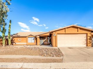 1561 W Lama Dr, Tucson, AZ 85746