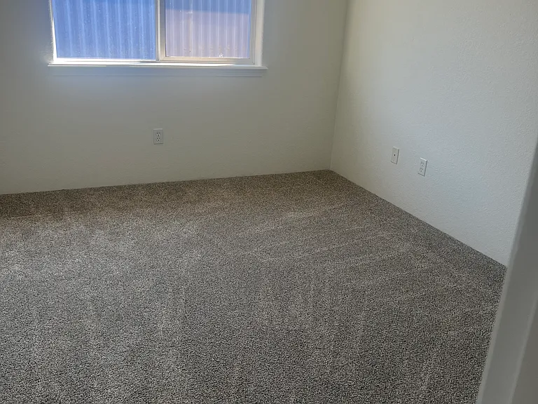 1460 Oxford Park Dr — Photo 16