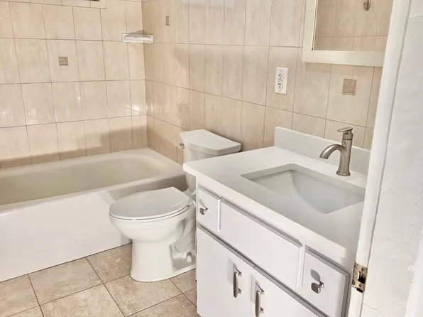 823 Saratoga St, East Boston, MA 02128