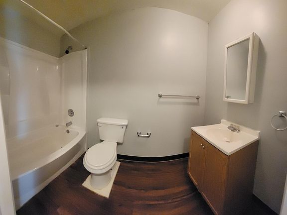 2nd image of 3050 Mickey Ave