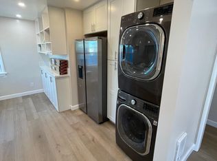 526 Palm Dr, Hermosa Beach, CA 90254