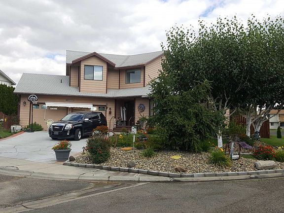 2nd image of 630 Westwind Dr