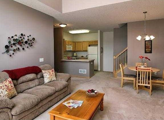 3rd image of 6858 Meadow Grass Ln S