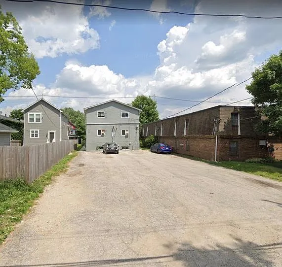 1235 Summit St #C — Photo 25