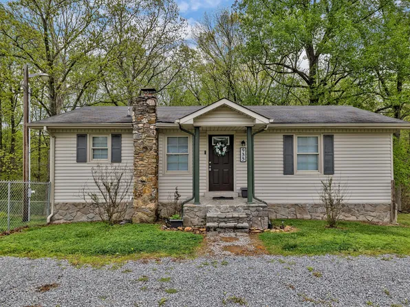 935 Keen Hollow Rd, Westmoreland, TN 37186