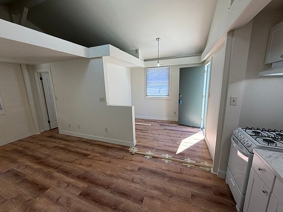 5th image of 1353 Higuera St #A