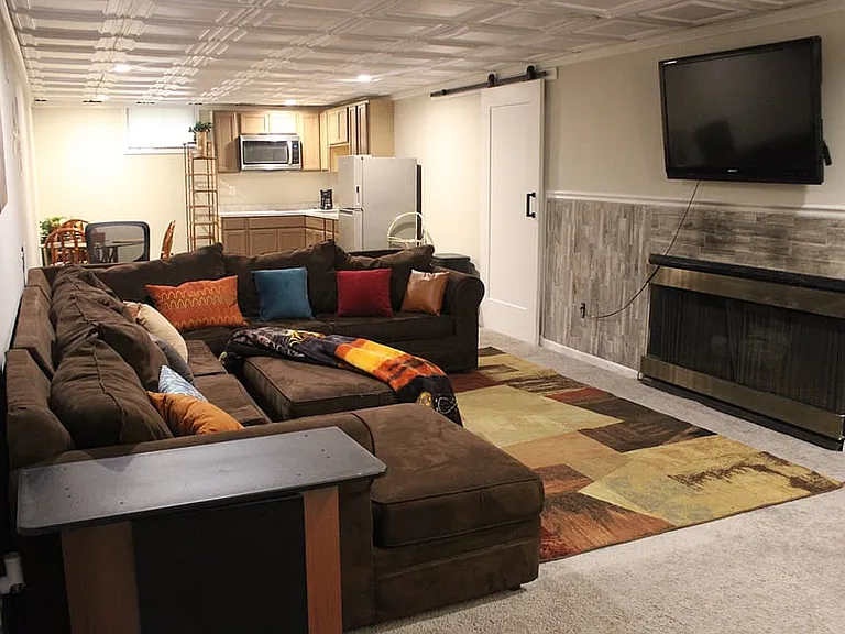 6703 Cathedral Ave #BASEMENT — Photo 11