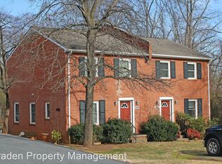 2606 Hydraulic Rd #B, Charlottesville, VA 22901