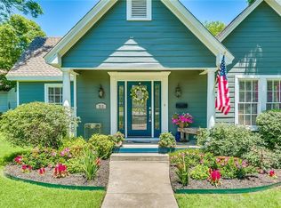 713 Forrest Ave, Cleburne, TX 76033