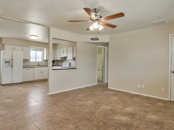 5th image of 2718 E Juanita Ave