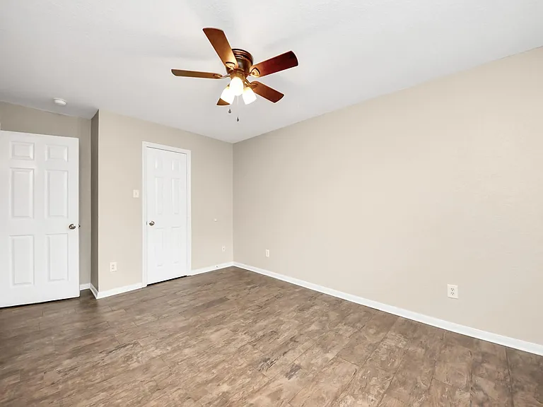 14610 Hazy Ridge Ln — Photo 32