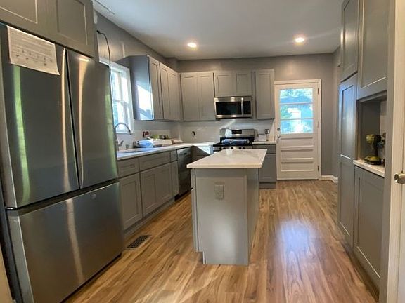 2nd image of 10 Park Rd
