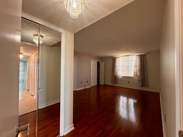 2699 Seville Blvd #701 — Photo 22