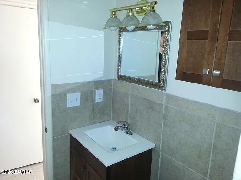 7010 N 68th Dr #1 — Photo 16