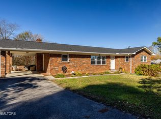 323 W Ridgecrest Dr, Kingston, TN 37763
