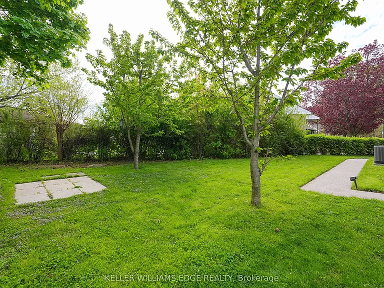 13 Beaucourt Pl #LOWER — Photo 21