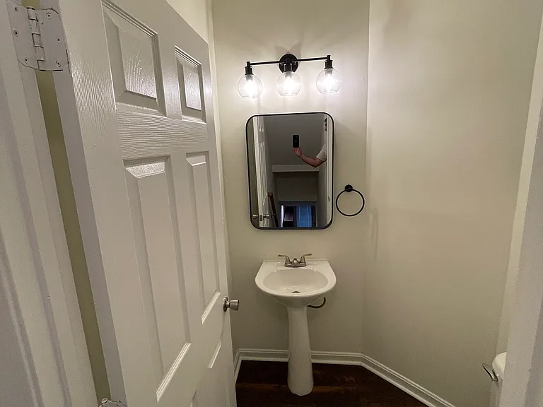 507 Stafford Glen Ct — Photo 6