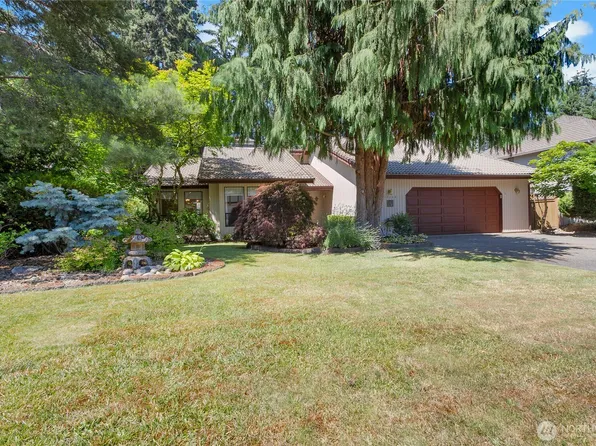 16208 90th Avenue Ct E, Puyallup, WA 98375
