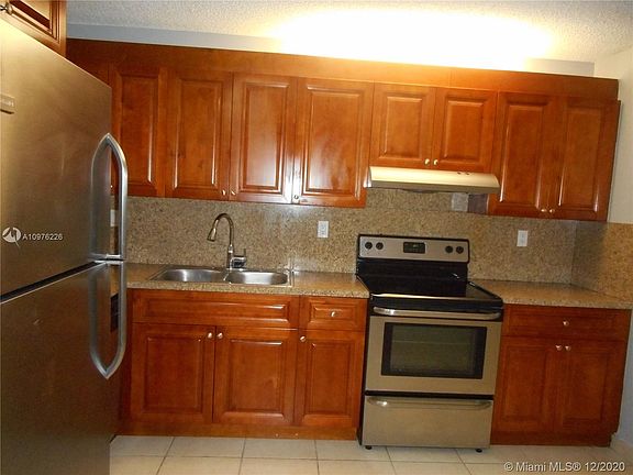 3rd image of 1601 SW 120th Ave #1601