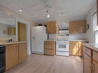 832 Ridge St, Charlottesville, VA 22902