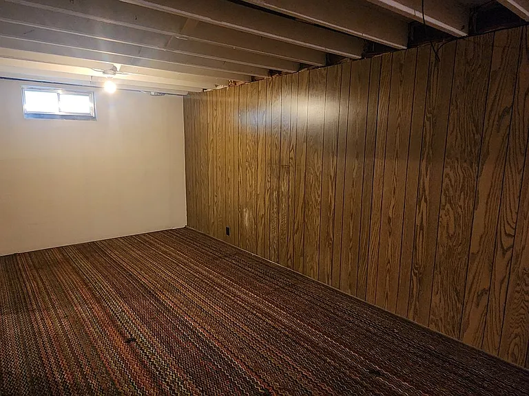103 Loomis Ave — Photo 6