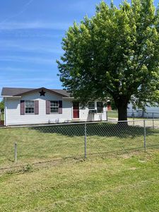 112 E School St, New Holland, OH, 43145