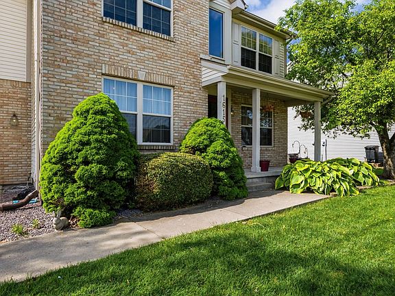 2nd image of 1615 Tabor Ct