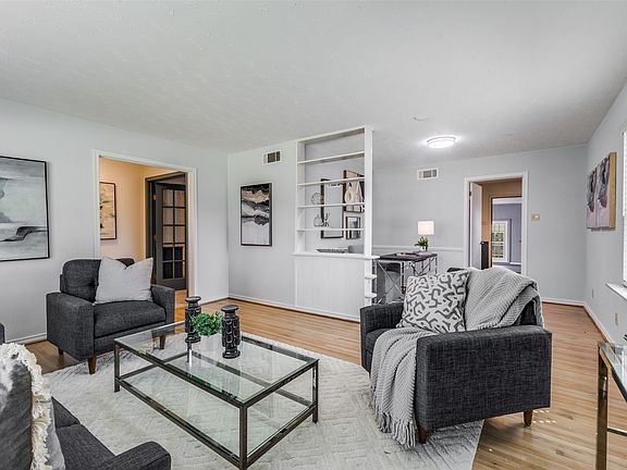 2nd image of 8024 Hunnicut Rd