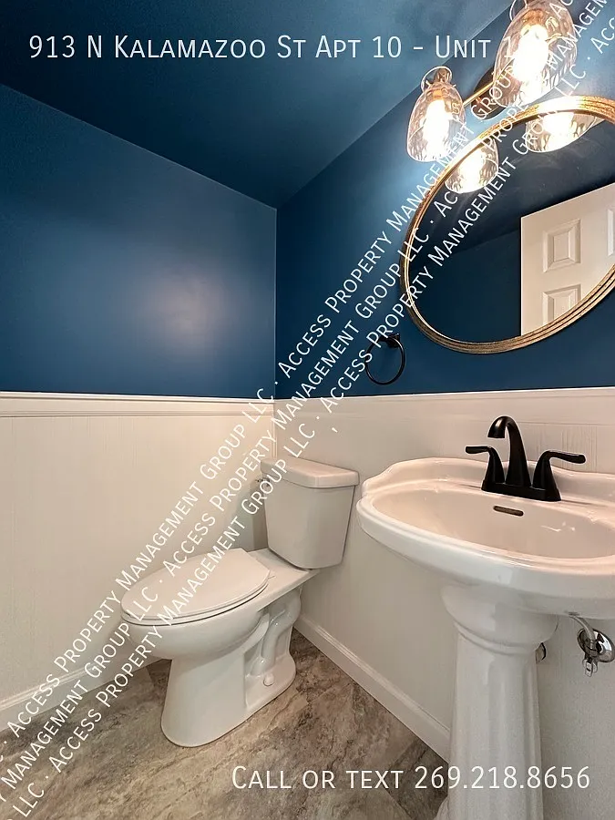 Beautifully remodeled 3 bed/1.5bath unit on Maple Lake! — Photo 2