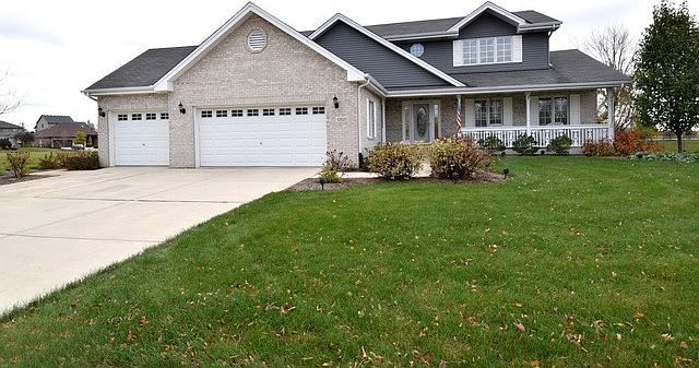 1st image of 12535 W Yorkshire Dr