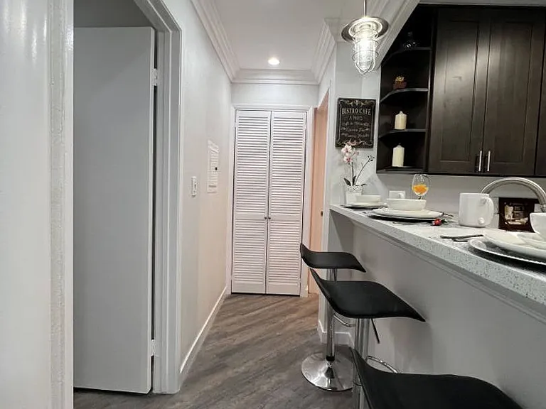 Carmel Heights Apts — Photo 44