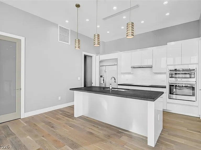 3726 Las Vegas Blvd S #3504 — Photo 9